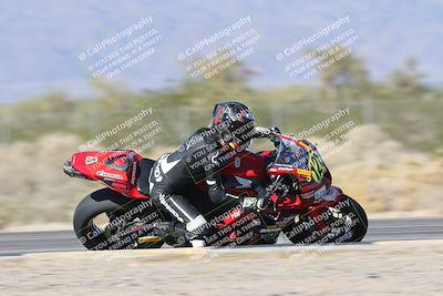 media/Dec-04-2025-Racers Edge (Thu) [[5ebc9f124d]]/3-B Group/5-Session 2 Turn 2 inside Speed Pans/